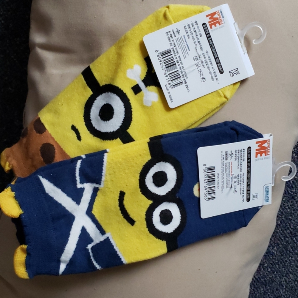 Socks - Picture 2 of 3